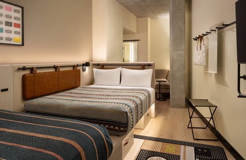 Luckie-Marietta District Hotel | Moxy Atlanta Downtown