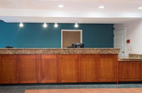 Madison Hotel | MY HOME & SUITES MADISON GA