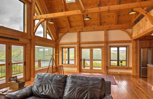 Naples House | Naples Cabin w/Lake Views & Wraparound Deck!