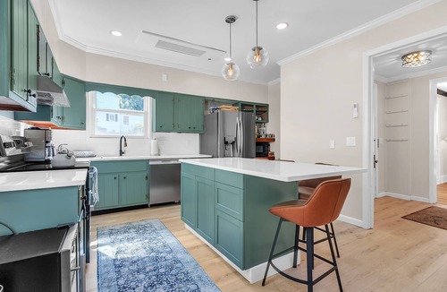 North Lake George House | NEW LISTING! Cozy Trotter (4-Bedroom Home) - Pets Allowed