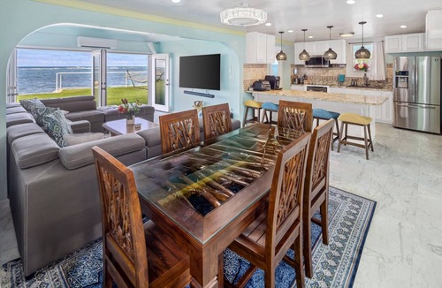 Hauula House | North Shore Beachfront Home with Private Beach