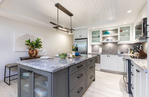 Kihei Condo | OCEAN VIEWS-BUILDING 10-STUNNING REMODEL-AC-WELL EQUIPPED-METICULOUS CLEANING