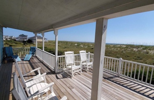South Beach House | Oceanfront beach house on Bald Head Island with stunning views - sleeps 10!