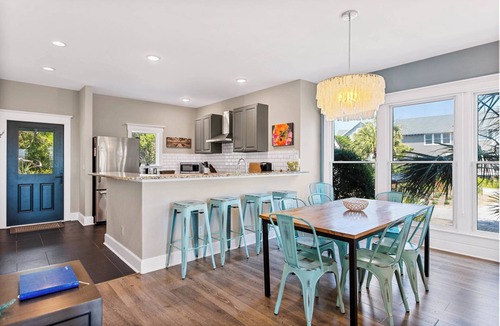 South Beach House | Oceanfront Completely Remodeled 3 Br 2 Full and 2 Half Ba Bhi Club
