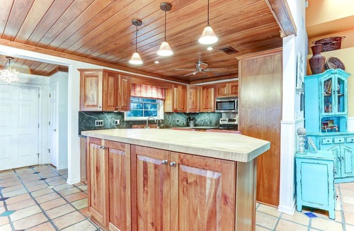 Fernandina Beach Cottage | Oceanfront Cottage with Ping Pong Table Incredible for Water Sports in Fernandina Beach, Florida
