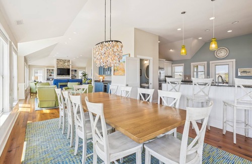 Duck House | OCEANFRONT! ELEVATOR! HOTTUB! 5 Masters! AMAZING OCEAN VIEWS!