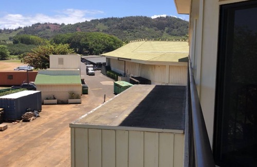 Hanamaulu Condo | Oceanfront Kauai Beach Resort 75 foot waterslide, 4 pools, Jacuzzis, restaurants