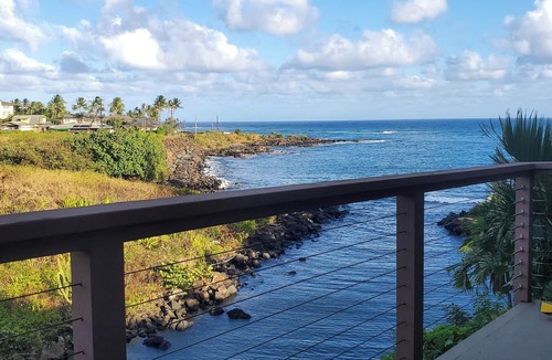 Poipu Apartment | OCEANFRONT Poipu Studio-Honeymoon,AC,View Turtles from Lanai,Free Access to Gym