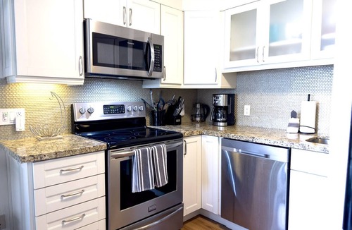 Kihei Condo | OCEANFRONT RESORT - Whale Season! Kihei Sands Beachfront Condos -B13