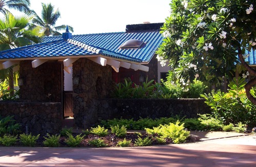 Kekaha House | One of a kind private Luxury beachfront Estate with oceanfront pool & jacuzz