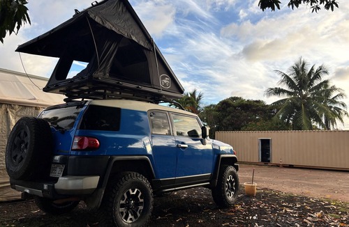 Anahola House | Overlander Smurfet FJ Cruiser