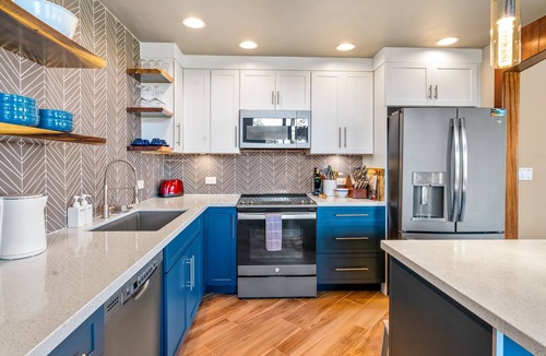 Queen Emmas Bluffs Villa | (P17D) Hale Blue Hawaii 1Br with Loft, Puamana, Pool, Wifi