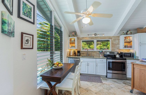 Princeville House | Pali Uli 8, The Gem, honeymoon or romantic getaway