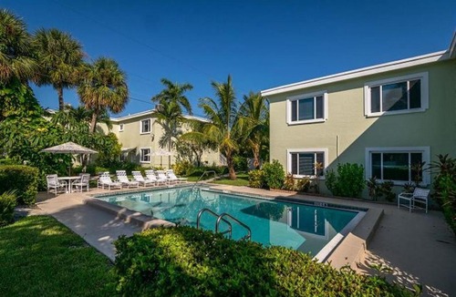 Ilexhurst Apartment | Palm Cay 6