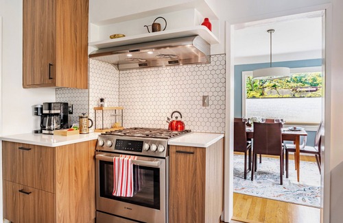 Phinney Ridge House | Patio with BBQ+fire pit, Rec room with TV+Foosball