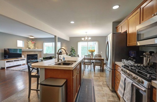 North Creek House | Peaceful Bothell Home 3B2.5B for Extended Stay