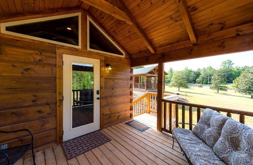 Mill Spring Cabin | Peaceful Cabin Close to Tryon and the Foothills near Lake Lure in Mill Springs, North Carolina