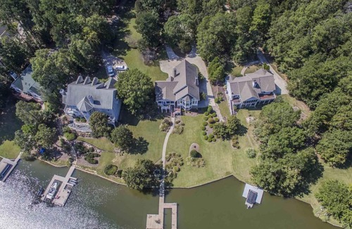 Reynolds Landing House | Peaceful Lakefront Getaway