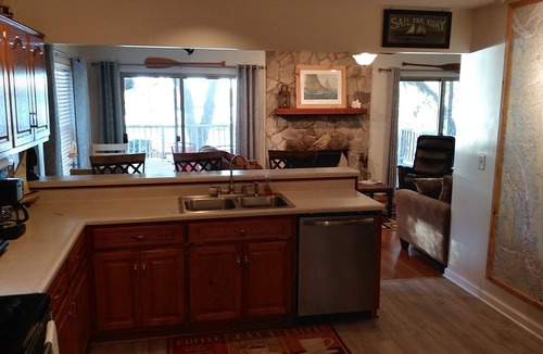 St. Marys House | Peaches and Beaches. come eat some fresh peaches, close to the island beaches