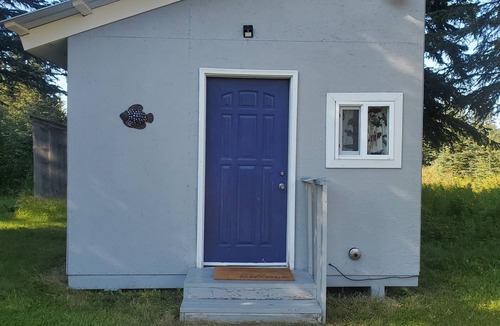 Ninilchik Cabin | Perfect 1-bedroom cabin in adorable Ninilchik for a cozy getaway