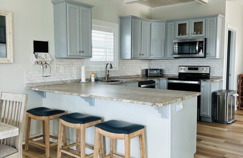 North Topsail Beach House | Perfect for Fall Fishing with Beautiful Ocean/Sound View linen included