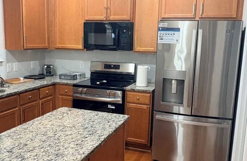 Snellville House | Perfect townhome getaway in welcoming Snellville! W/D Connection, Room A