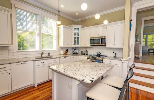 Cape Fear Station House | Pet friendly home located close to the shoals club! large deck space and 2 golf carts