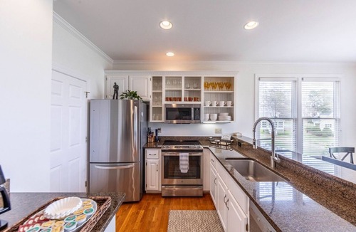 Eatonton House | Pet Friendly | Lake Oconee | Stunning Lake Views