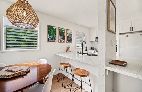 Wailua Condo | Plantation Hale Suite J8 AC, King Bed, Garden View, Ground Floor, Near Shops