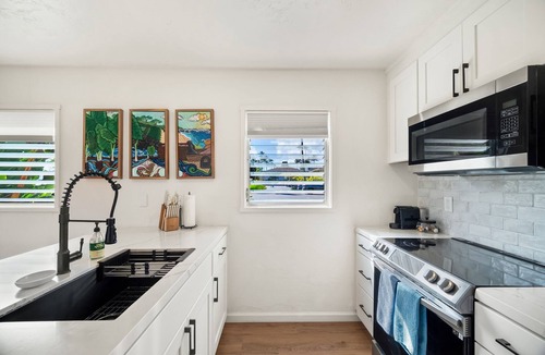 Wailua Condo | Plantation Hale Suite J8 AC, King Bed, Garden View, Ground Floor, Near Shops