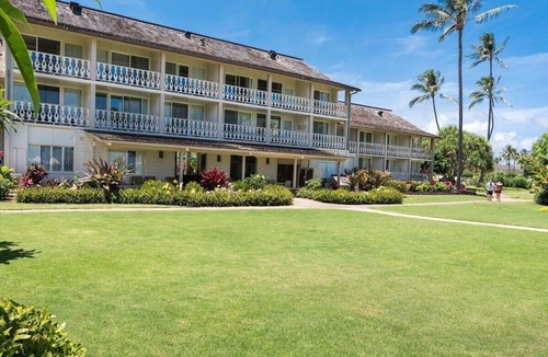 Wailua Apartment | Plantation-style resort with ocean veiw. Enjoy the Aloha moment in Kauai