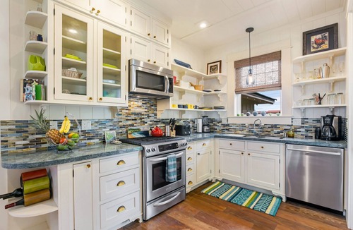 Poipu Cottage | Poipu Beach Plantation Style Cottage