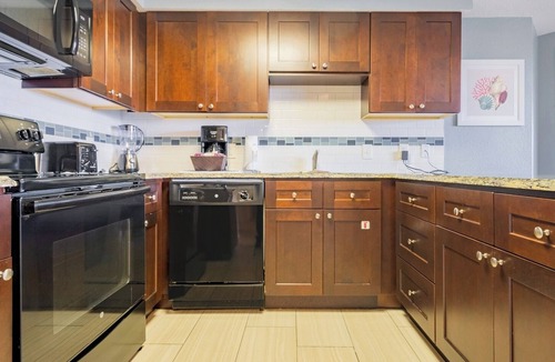 Pompano Beach Resort | Pompano Beach | Coastal Comfort Retreat | Pool + Beach | 2BR