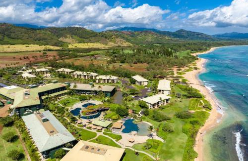 Hanamaulu Apartment | Premier Garden View, Beachfront 4-Star Resort, King Bed, Lanai, AC, Pool, Restaurant, Gym, Spa