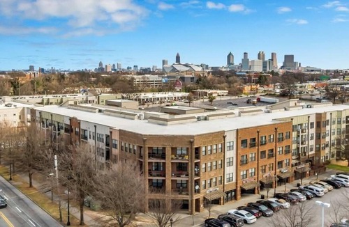 West End House | PRIME CITY LIVING WITH A LUXURIOUS TOUCH