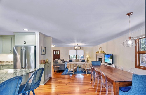 Saint Simons Island House | Privacy! 4 bed/2 bath Home with Private Pool