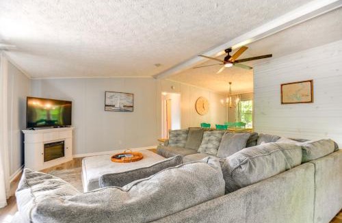 Milledgeville House | Private Dock: Pet-Friendly Home on Lake Sinclair