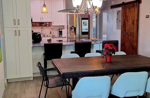 Cutler Bay Apartment | Private duplex house with WI-FI, TVs, BBQ Parking ,enjoy a peaceful Getaway