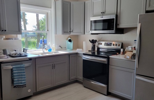 Saint Simons Island Apartment | Private hot tub and seasonally heated pool.