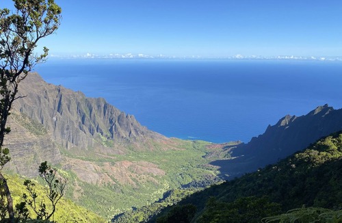 Poipu Apartment | Private Prince Kuhio Studio Sleeps 4. A/C and Plenty of Ocean Breeze