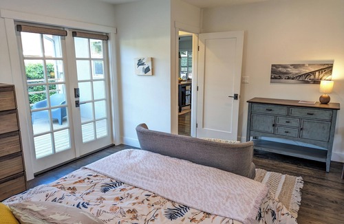 North Central House | Private Rose Bowl Oasis - Mountain Views - 3BR Home with Parking