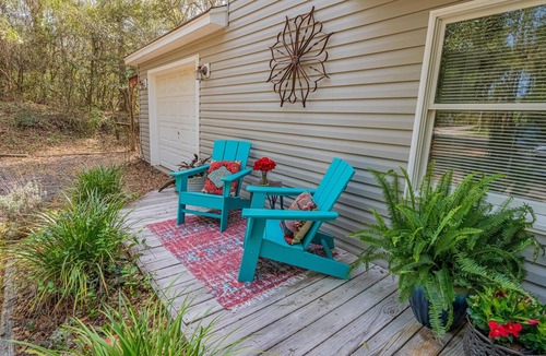 Sea Scape Apartment | Quiet beach retreat for couples or family