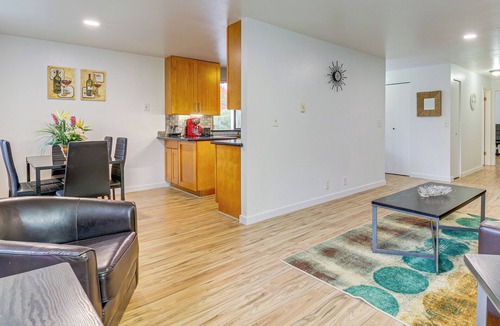 North Creek Apartment | Quiet, Pet Friendly! Bothell Apt Near Wine Country