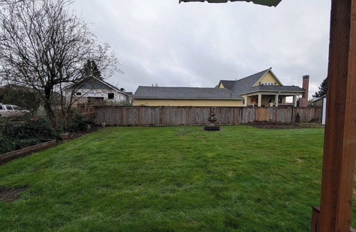 Enumclaw Cottage | Raspberry Cottage Retreat: 5 mins to DT Enumclaw