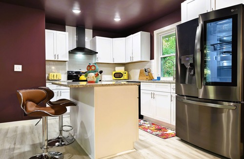 Lawrenceville House | Regal Ranch Retreat - Cozy 3br/2ba - Lawrenceville GA