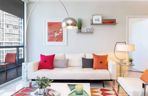 Downtown Miami Apartment | Riverwalk Chic Suite | Brickell's High Walk Score