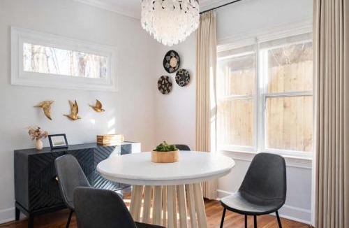 Virginia Highland House | Rook's Corner