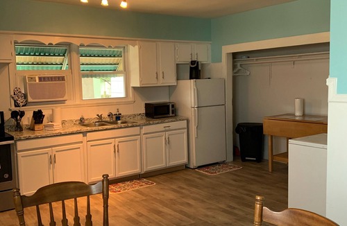 Willoughby Spit House | Rustic Ocean View Beach House - BEST Location in Ocean View! 2 bed/1 bath House