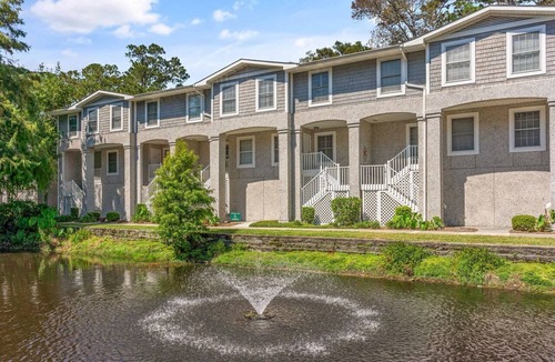 Demere Park Condo | Salt & Light - Demere Landing Villa with Community Pool