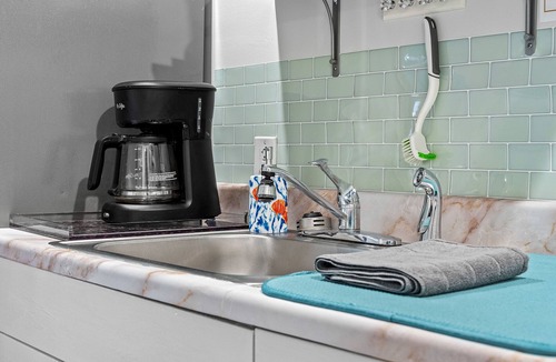 Southwest Cottage | Salthaus Suite A - King & Bunk Room, New Saltwater Pool & Spa